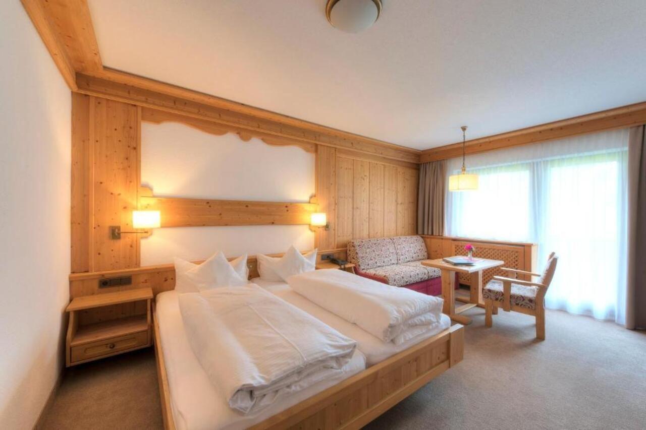 Hotel Troschana Flirsch Exteriér fotografie