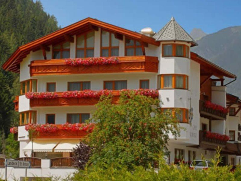 Hotel Troschana Flirsch Exteriér fotografie